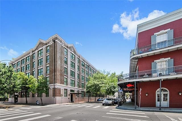 1st image of 700 S Peters St APT 303
