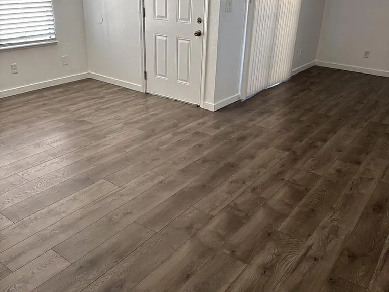 2377 Exeter Dr — Photo 9