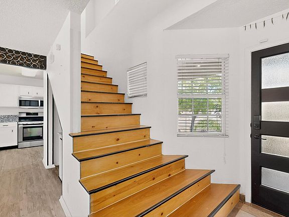 5th image of 76 Juniper Ave