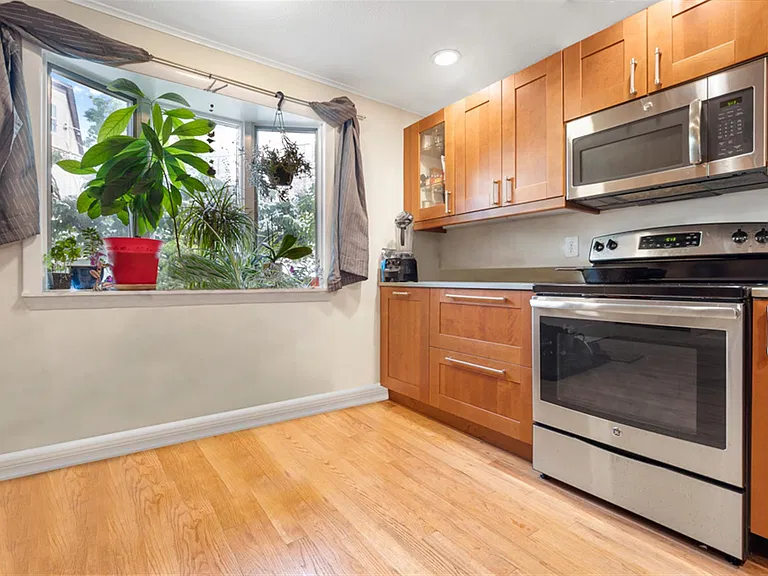 55 Waterhouse St — Photo 19