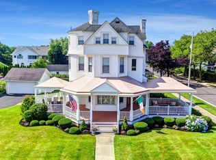119 Monmouth Ave, Spring Lake, NJ 07762
