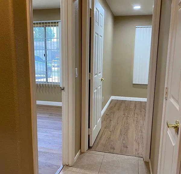 8656 W Willow Ave — Photo 8