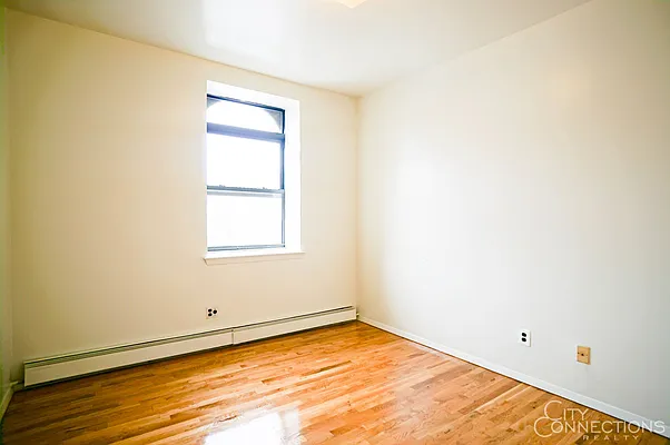 Rented by City Connections Realty | media 26