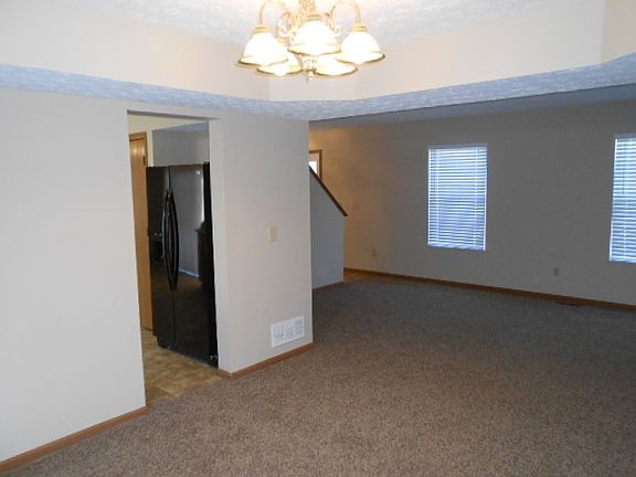 3rd image of 1554 Windsong Dr
