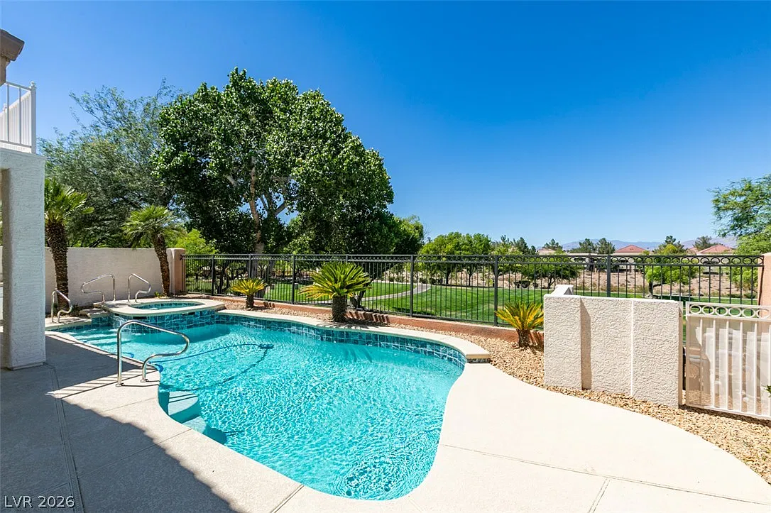 4 bed, 3.0 bath, 2294 sqft, $3,700 — Photo 1