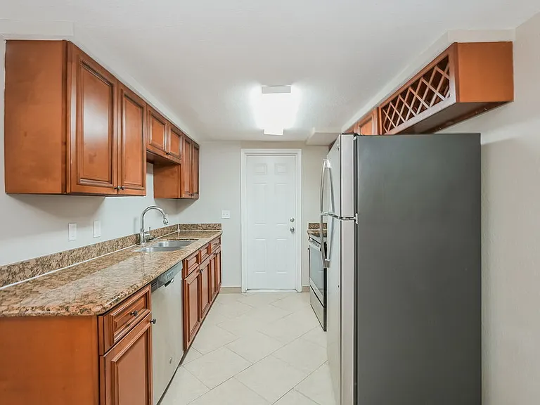 6024 Boxwood Dr — Photo 6