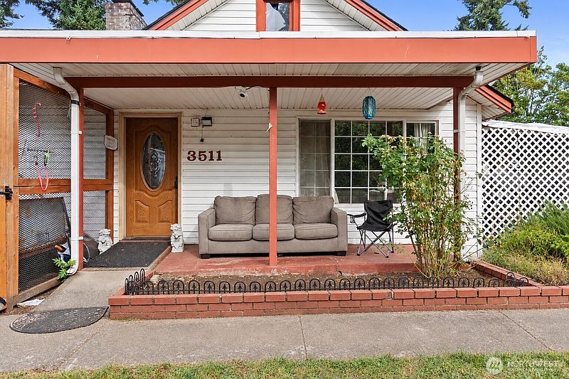2nd image of 3511 K Street