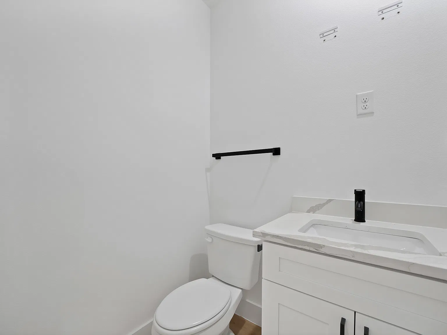 3 bed, 1700 sqft, $2,500 — Photo 4