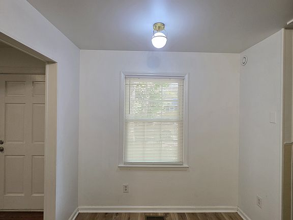3rd image of 109 N State St
