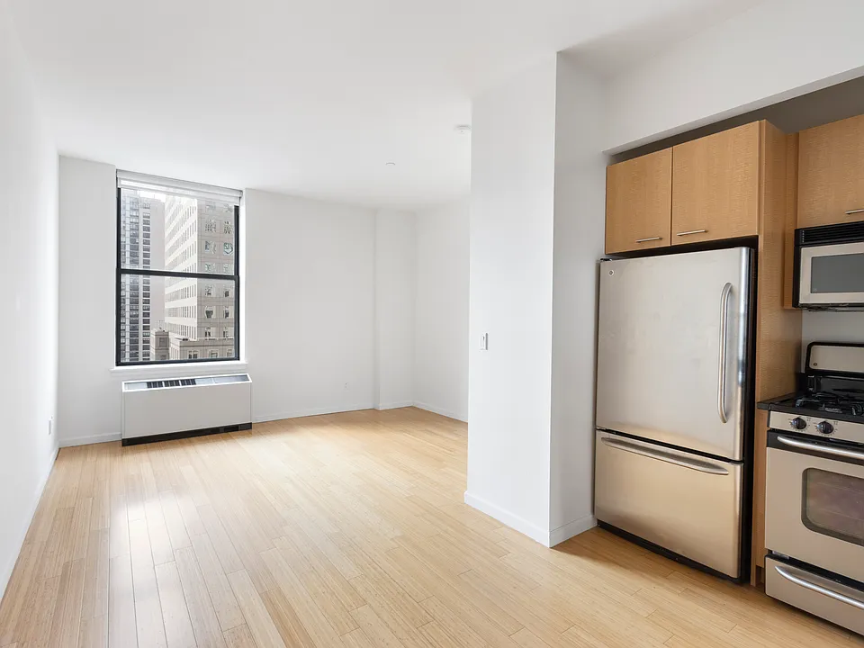 90 West St #16B