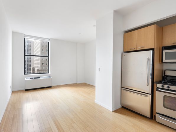 90 West St APT 10N