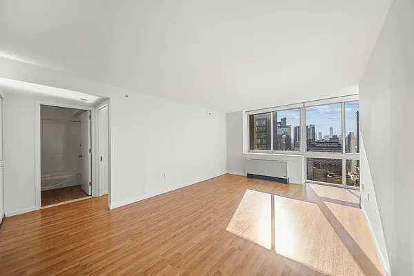 Rented by Gotham Organization | media 4