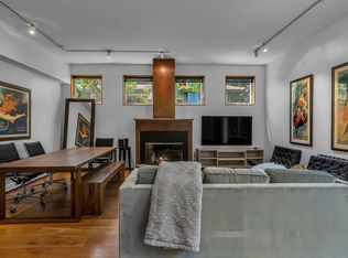 560 Westminster Ave APT 1, Venice, CA 90291