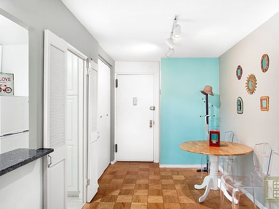 4th image of 165 W 66th St APT 2N