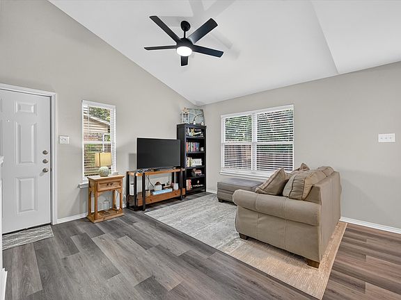 5th image of 5662 Cedar Creek Dr