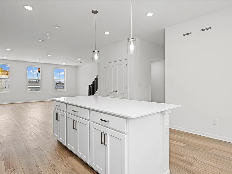43071 Atwood Ave — Photo 16