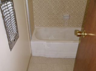 501 W Chestnut Ave APT F, Lompoc, CA 93436