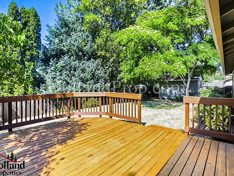 17267 SW Barcelona Way — Photo 16