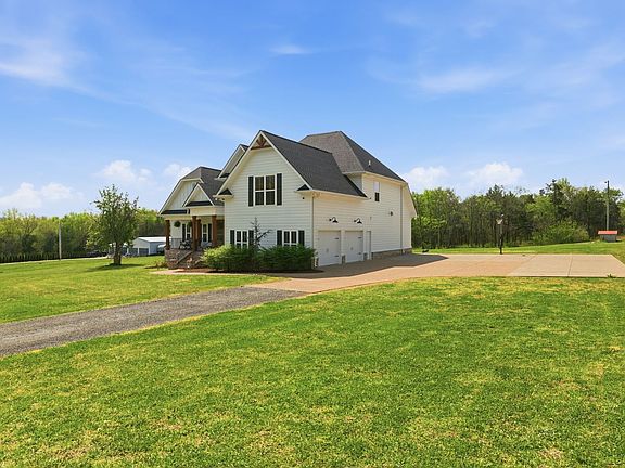 3rd image of 6428 Simmons Bluff Rd