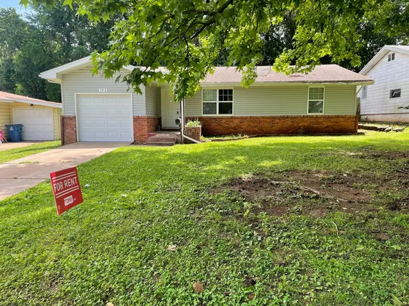 1918 S Broadway Ave, Springfield, MO 65807