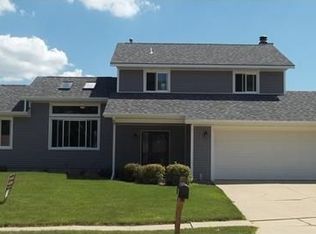 4120 Sally Dr NE, Cedar Rapids, IA 52402
