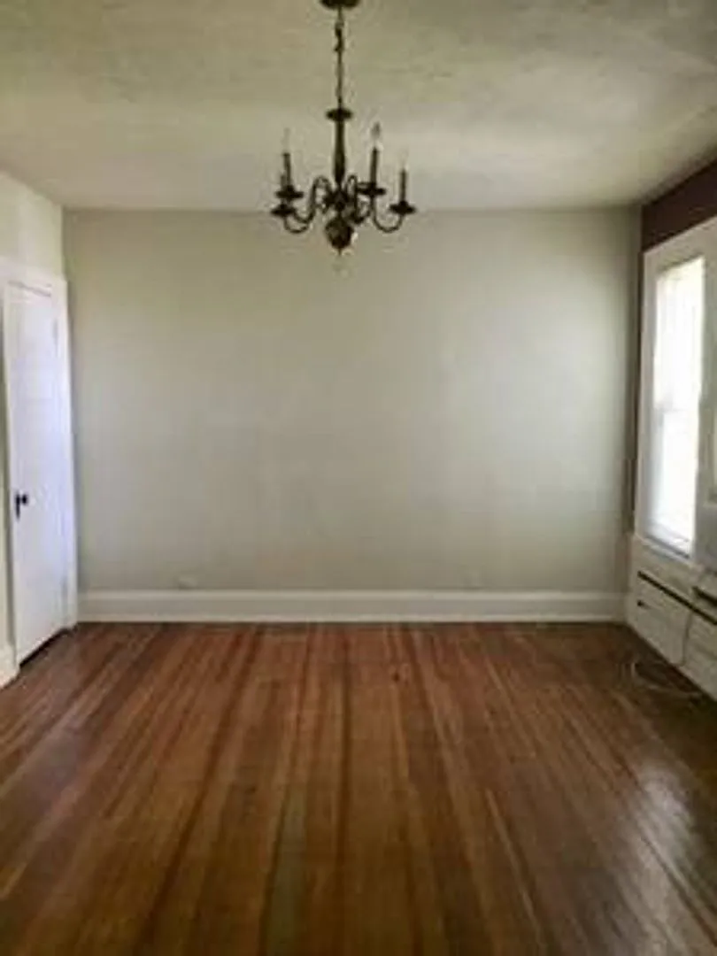 Martana Flats — Photo 3