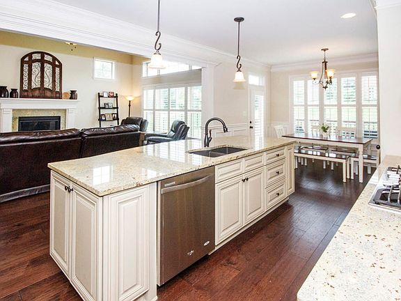 5th image of 11913 Farmhouse Dr