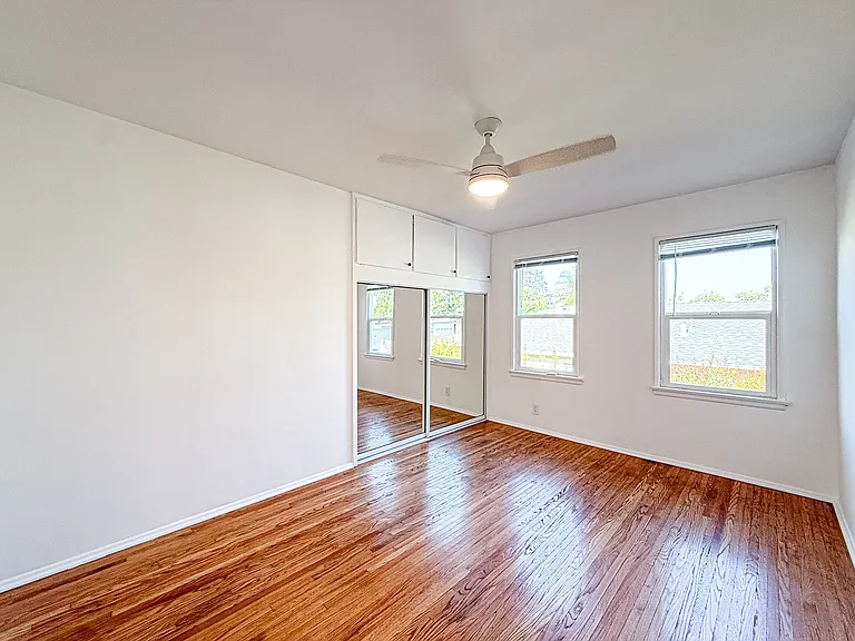 331 W Windsor Rd #1 — Photo 10