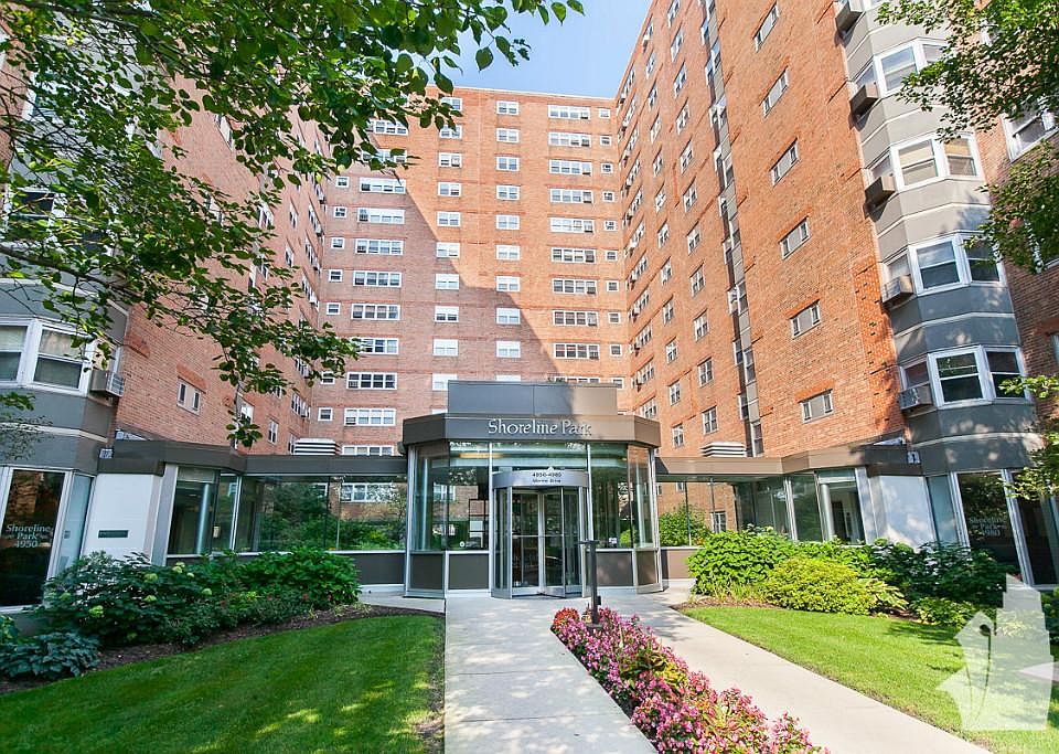 1st image of 4960 N Marine Dr APT 112