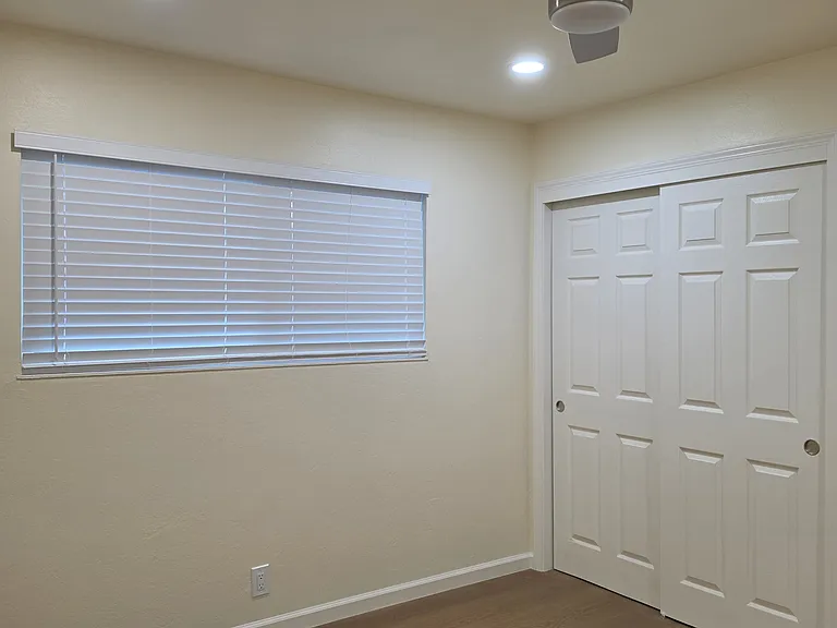 1024 Valencia Ave — Photo 6