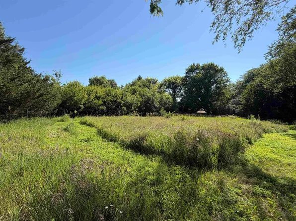 5 Sky High Dr, Poynette, WI 53955