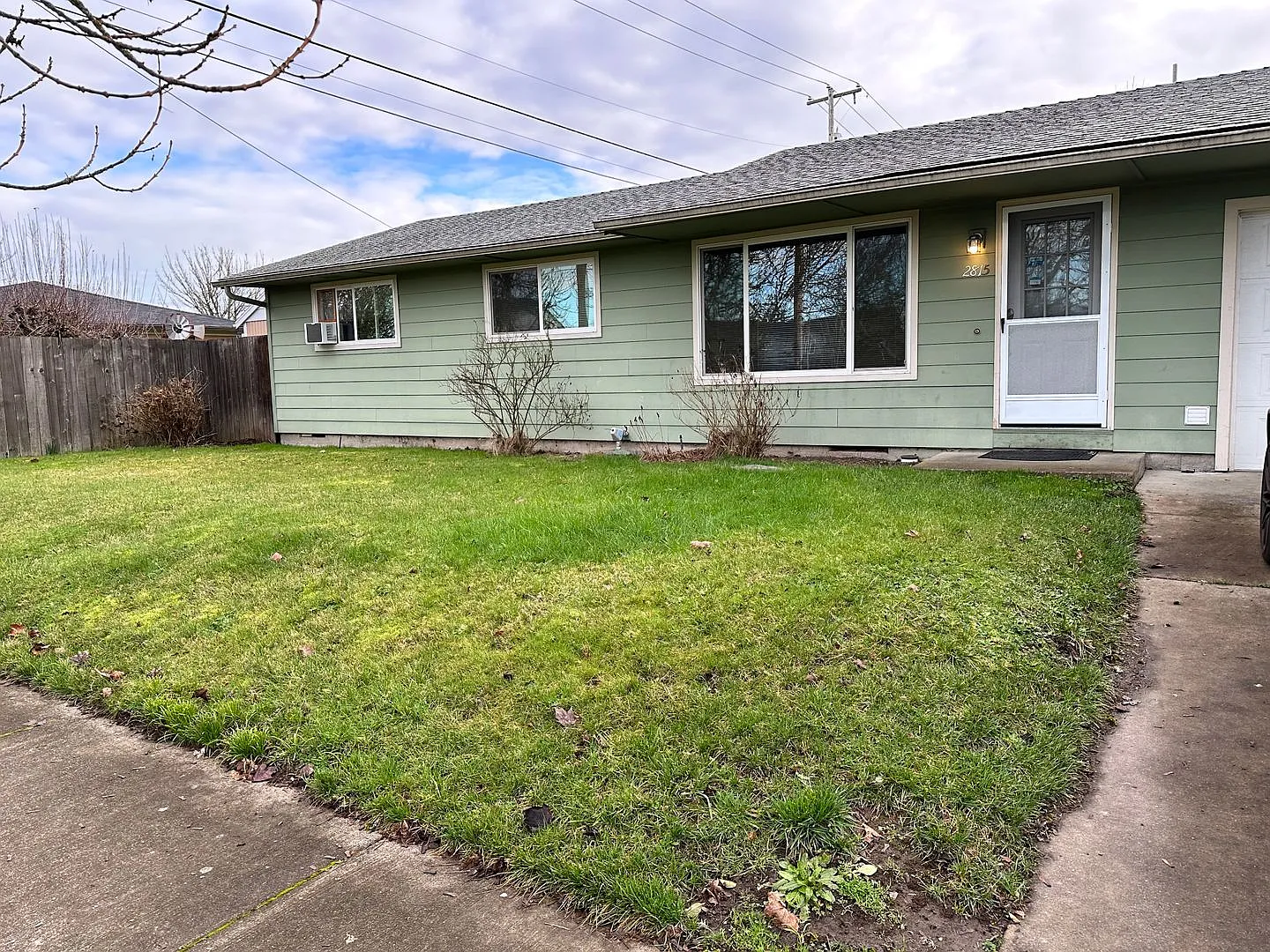 2815 Marion St SE photo 1