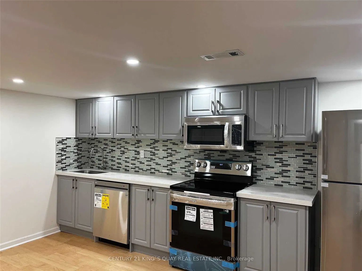 36 Whitley Ave Apt basement, Toronto, ON M3K1A2 | HotPads