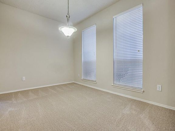 2nd image of 3948 Windford Dr