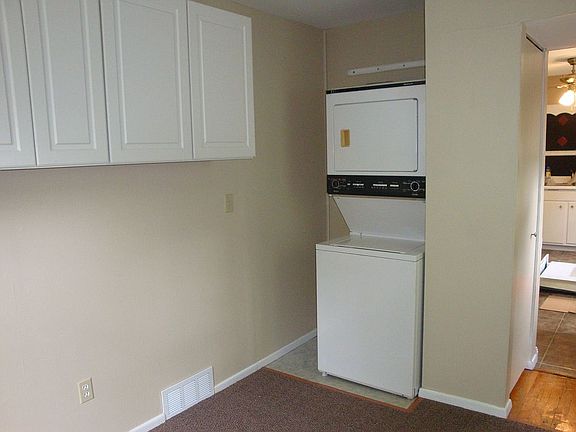 5th image of 438 North St #8B