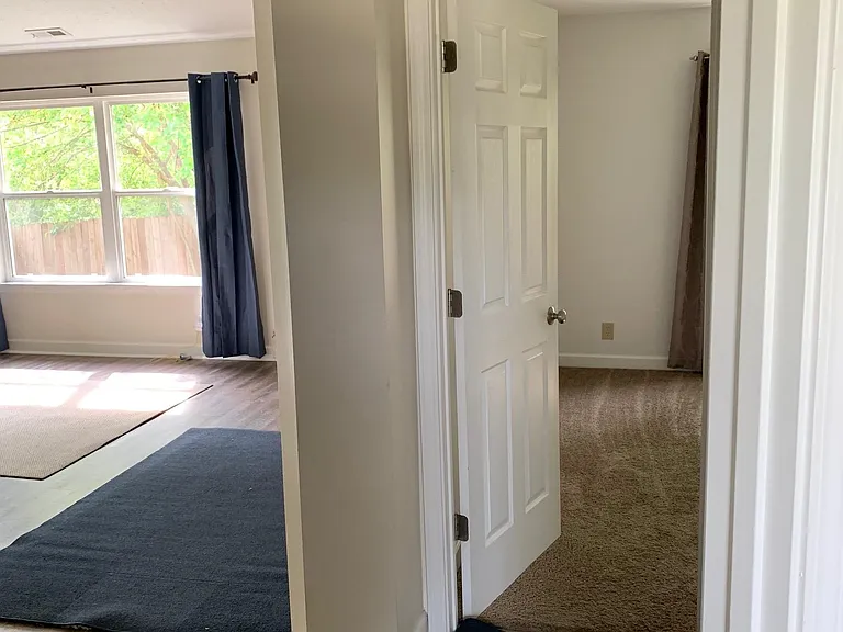 2421 Depauw Dr — Photo 12
