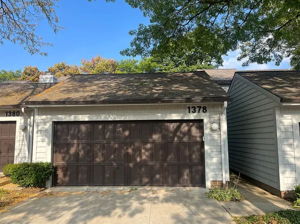 1378 Stardust Ave NW, Canton, OH 44708