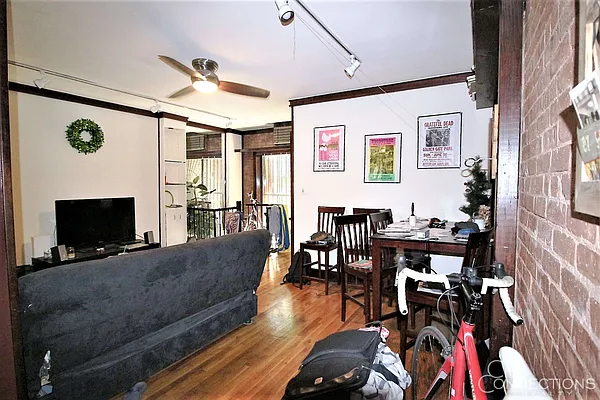 Rented by City Connections Realty | media 27