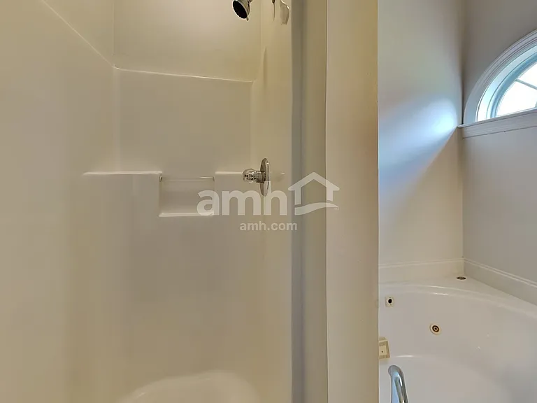 5125 Macarthur Ave — Photo 14