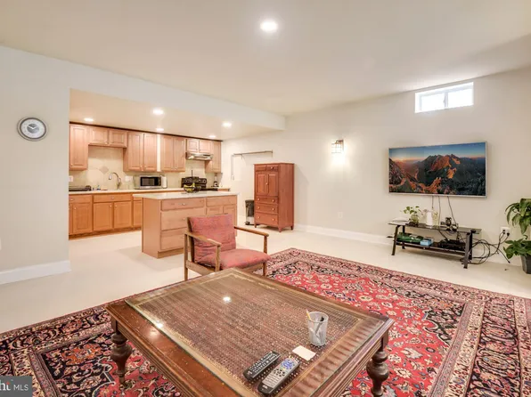 709 Amelia Island Ct, Ashton, MD 20861