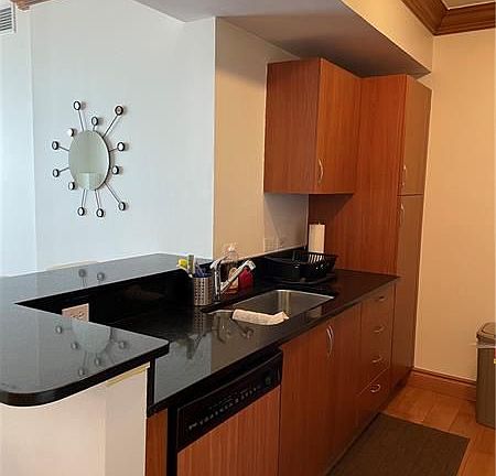 4th image of 2775 NE 187th St APT 603