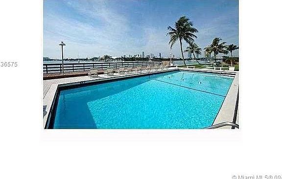 3rd image of 1140 Venetian Way APT 1C
