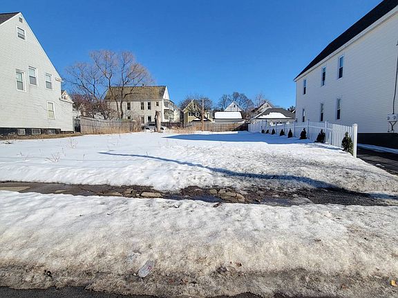 2nd image of 1584 Avenue A
