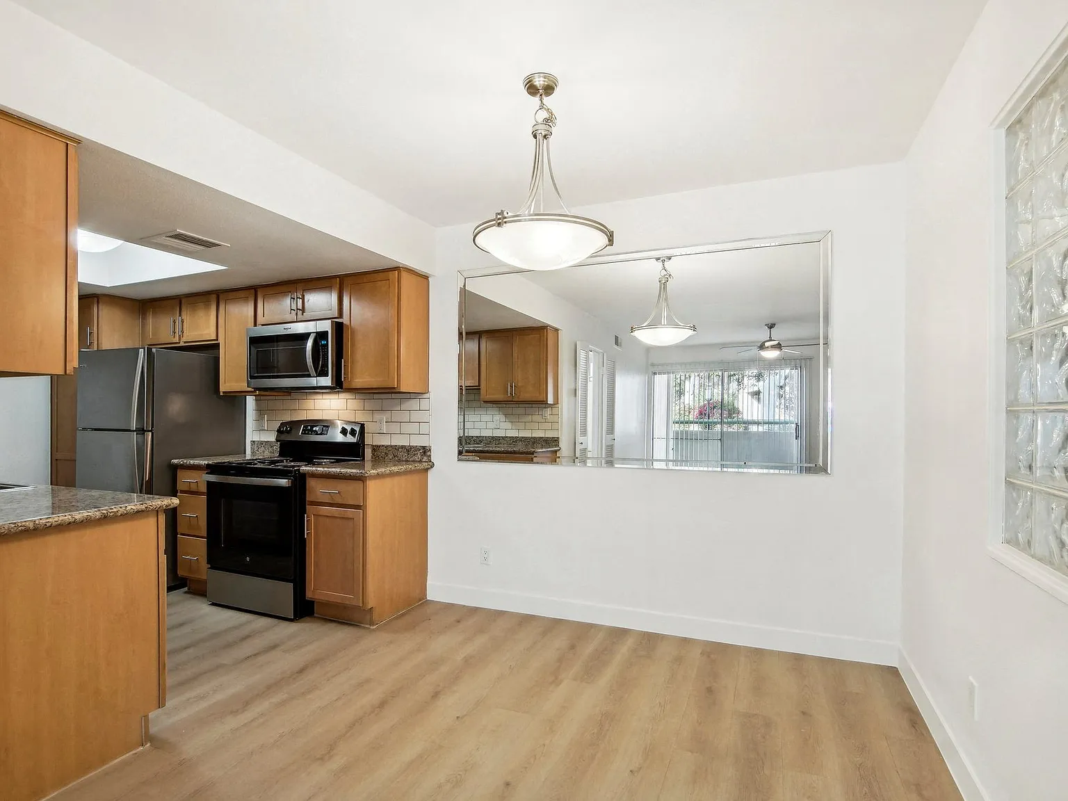 The Viridian Apartments — Photo 3