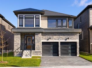 8 Nicort Rd, Wasaga Beach, ON L9Z0N4