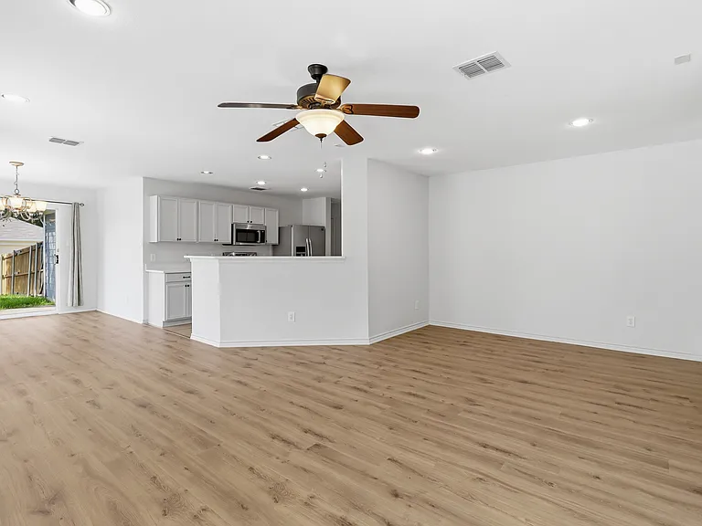 Living to kitchen and dining