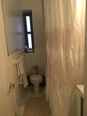 Rented by Keller Williams NYC | media 25