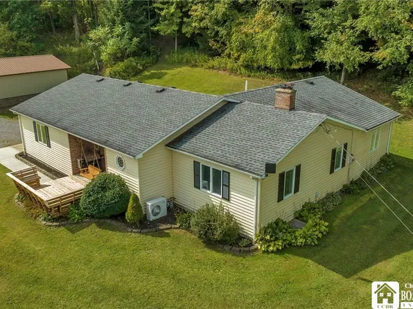 10461 Maltbie Rd, Gowanda, NY 14070