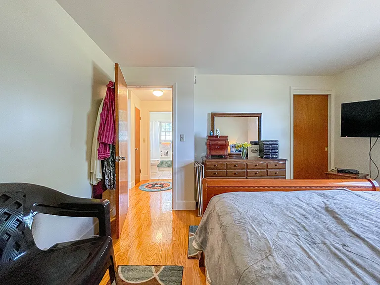 124 Pleasant Hill Rd — Photo 32