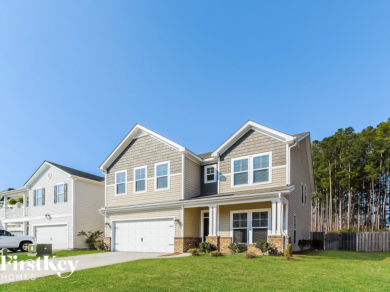 4 bed, 2.5 bath, 2895 sqft, $2,825 — Photo 2